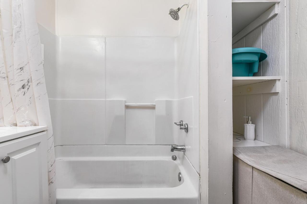Contemporary Urban Home Niagara Falls Zewnętrze zdjęcie